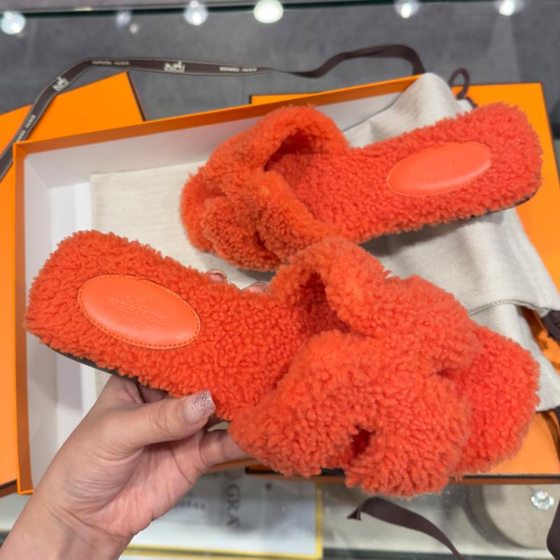 HERMES Shearling Sheepskin Oran Sandals Orange