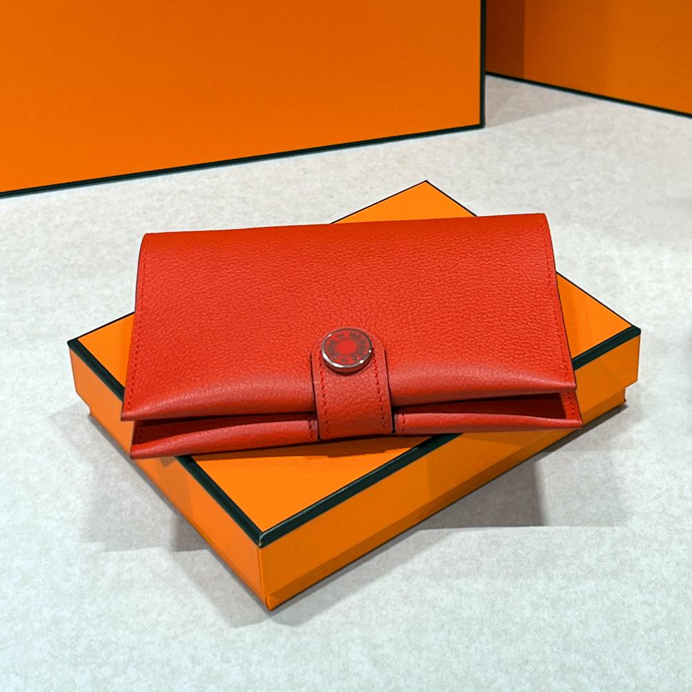 HERMES Coral Red Epsom Calfskin RMS Passport Holder Wallet Unisex