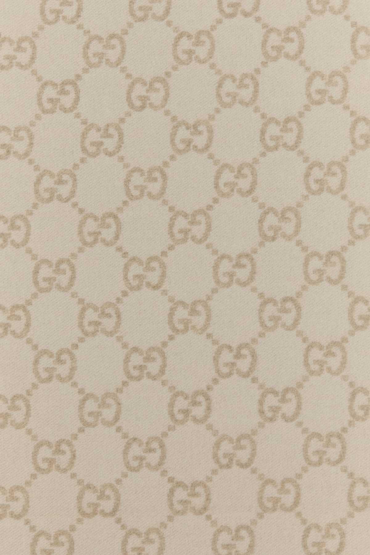 GUCCI Beige Wool Knit Scarf