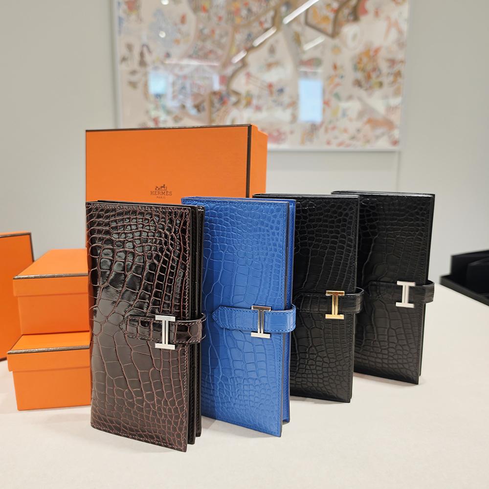 HERMES Blue Matte Alligator Bearn Long Wallet Gold Hardware Unisex