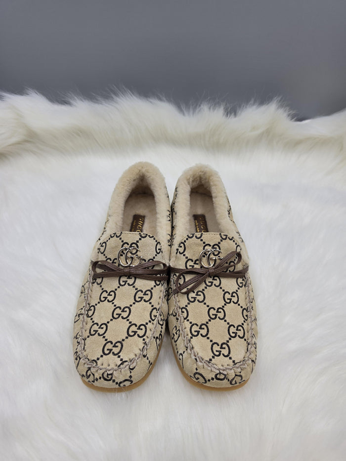 GUCCI GG Bow Shearling Loafers Women’s