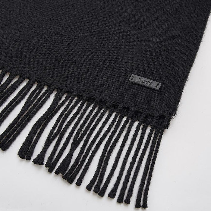 HUGO BOSS Men’s Logo Patch Wool Scarf 50517218 001