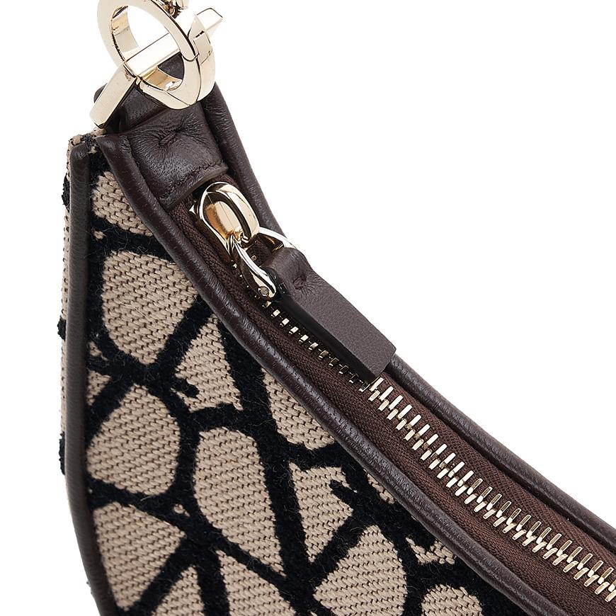 VALENTINO Garavani Embroidered Toile Iconographe Shoulder Bag 4W2P0W19 VRI 6ZN