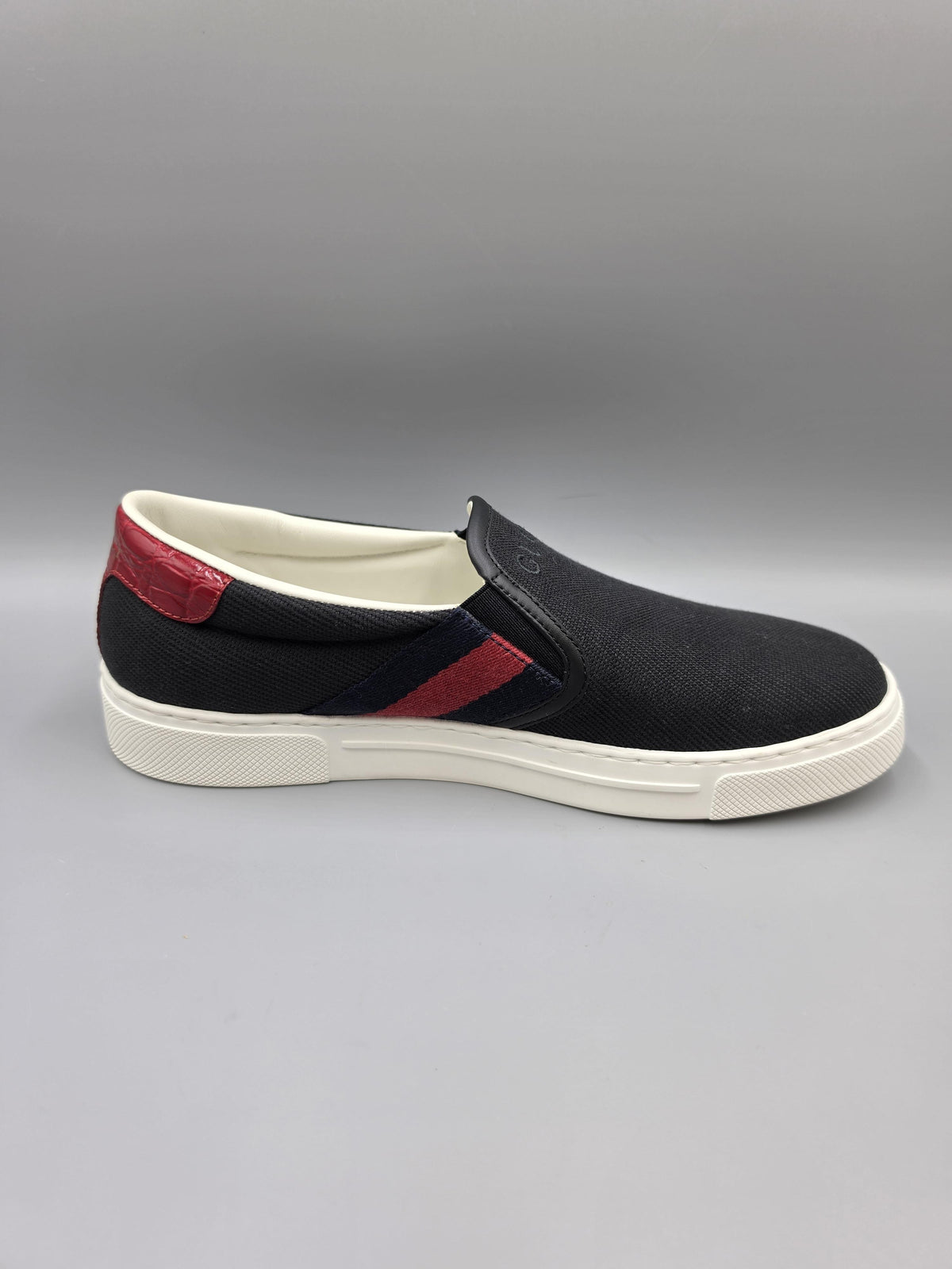 GUCCI Men’s Ace Canvas Slip-On Low Top Sneakers 834216
