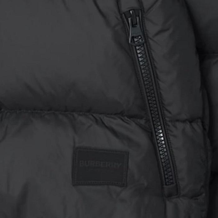 BURBERRY 114929489