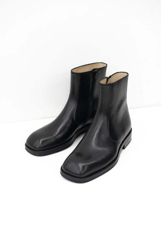 Lemaire Black Leather Ankle Boots for Men FO0236 LL0106 999 BLACK DOM