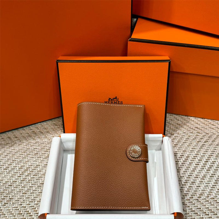 HERMES Brown Epsom Calfskin Passport Wallet Unisex