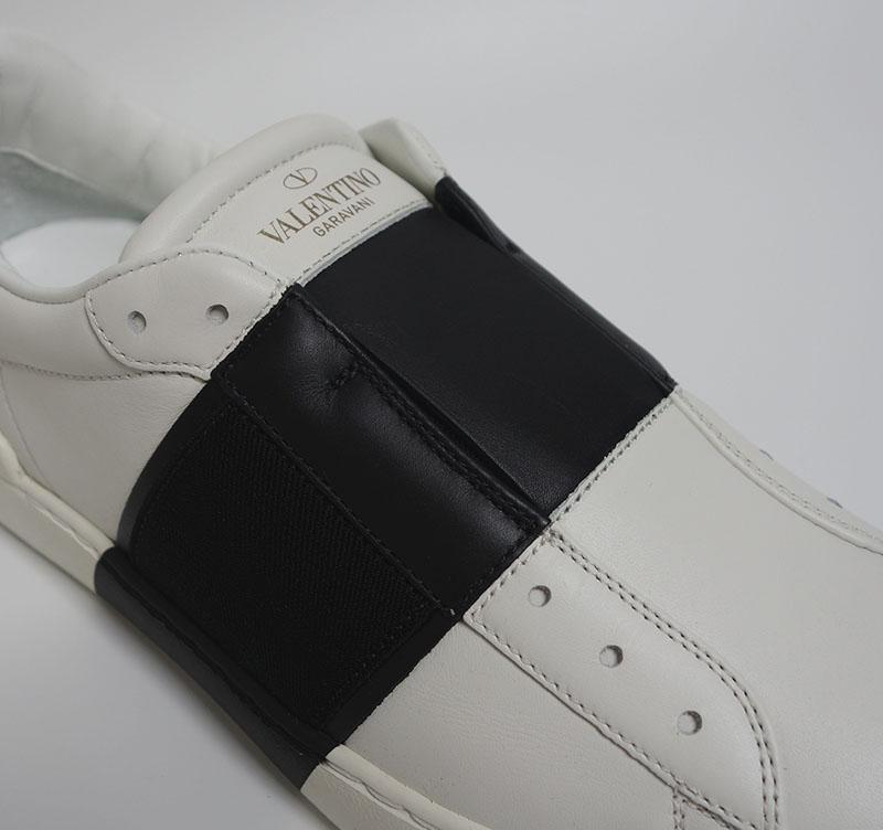 VALENTINO Black Hidden Band Low-Top Sneakers 2S0938 BVC A01