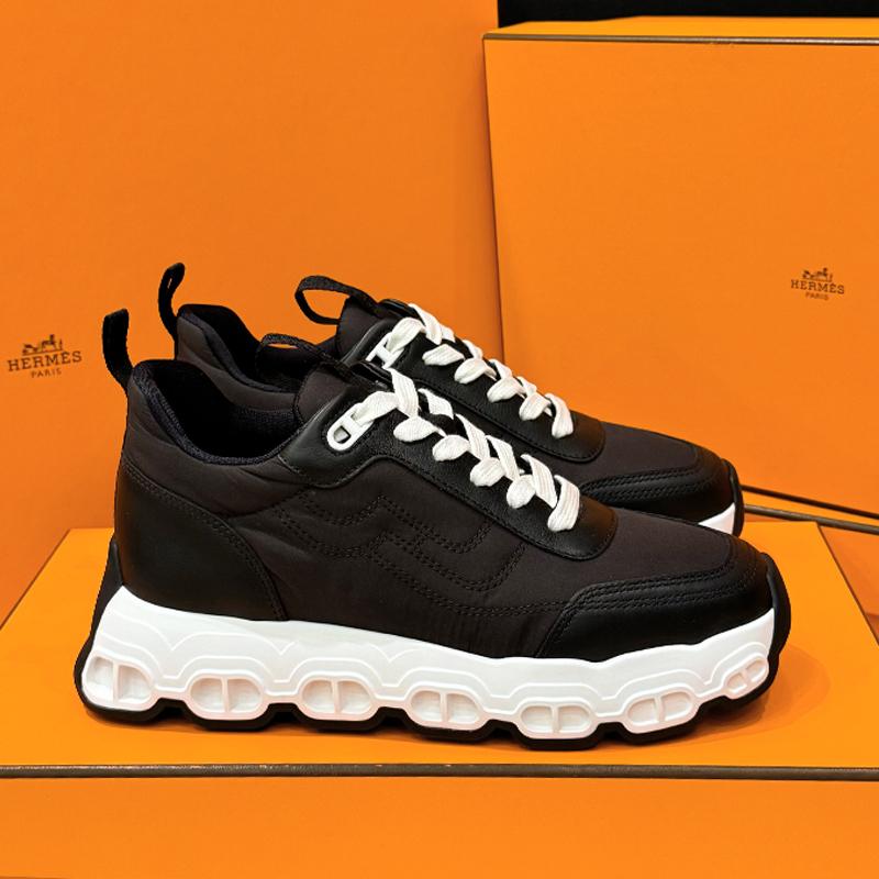 HERMES Black White Impulse Sandal Outsole Low-Top Sneakers