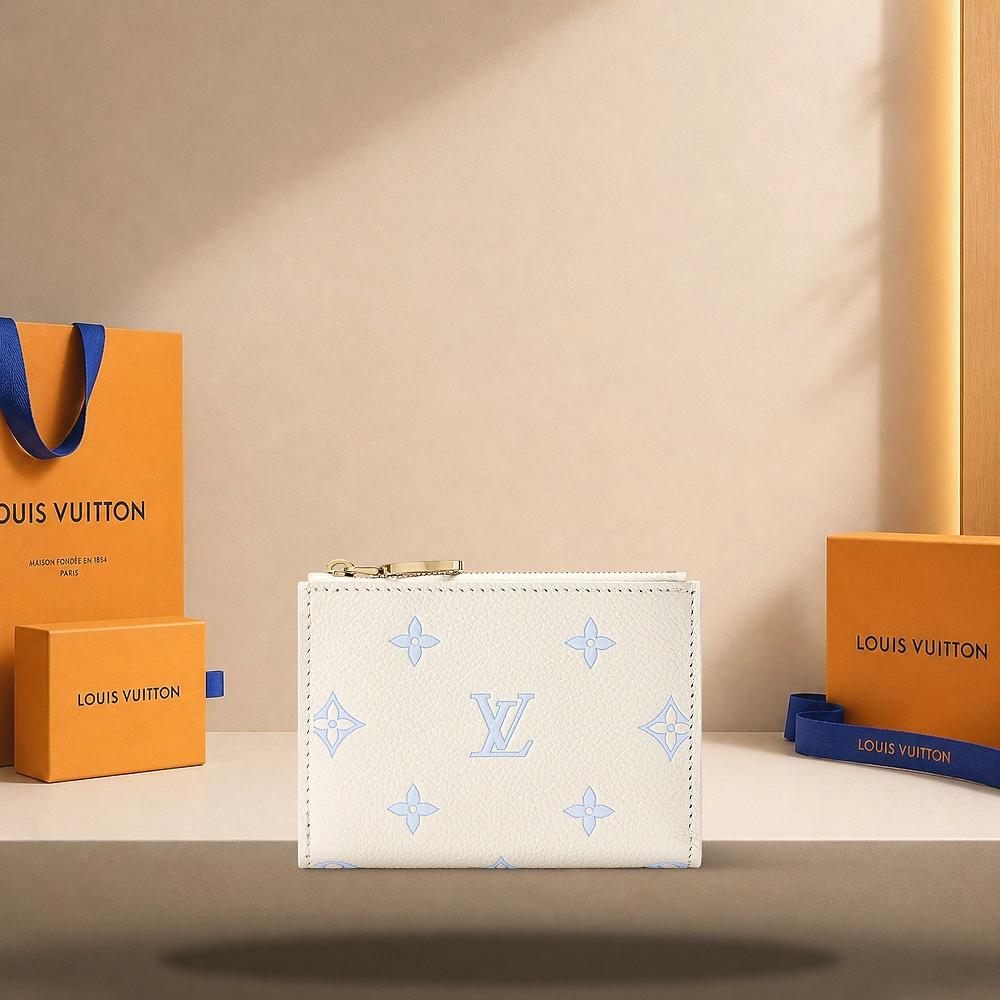 Louis Vuitton Monogram Lisa Wallet Milky White Blue Bi-Fold Wallet M27742