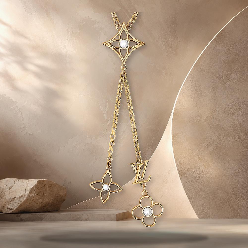 Louis Vuitton Gold-Tone Pearly Flower Necklace M03868