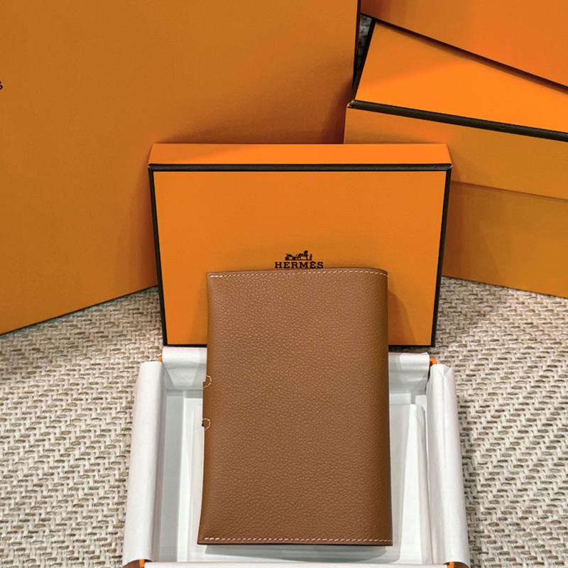 HERMES Epsom Calfskin Brown Passport Wallet Unisex Accessory
