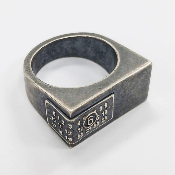 MM6 Minimal Logo Ring for Men SM7UQ0084 P7356 952