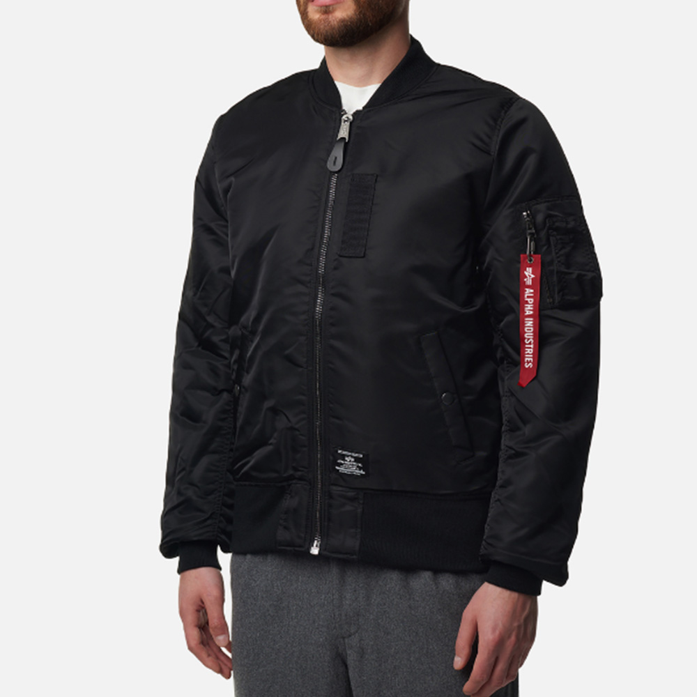 ALPHA INDUSTRIES Men’s MA-1 Bomber Jacket Black MJM53504C1