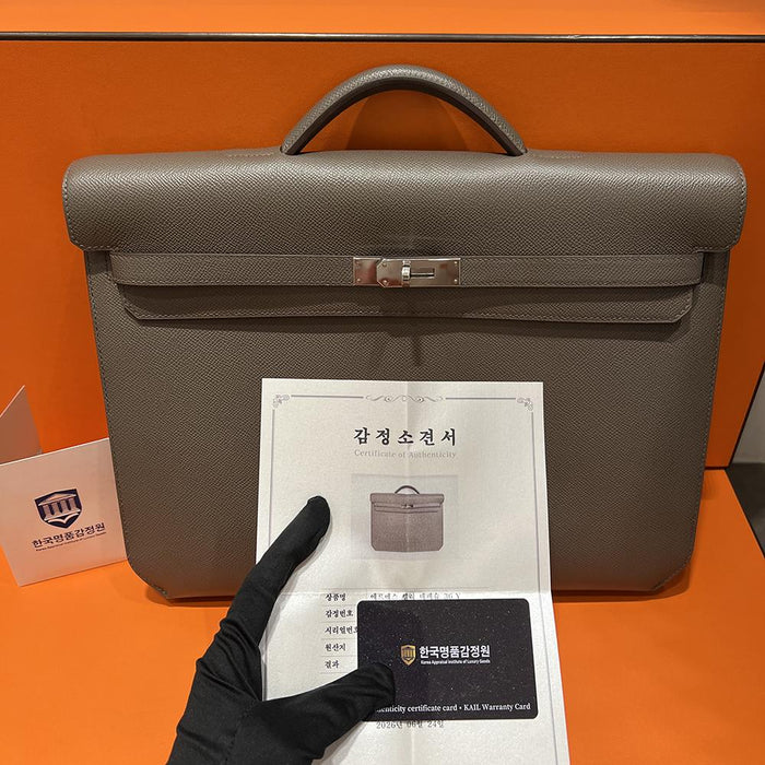 HERMES Etoupe Leather Depeches GM Tote Bag Palladium Hardware