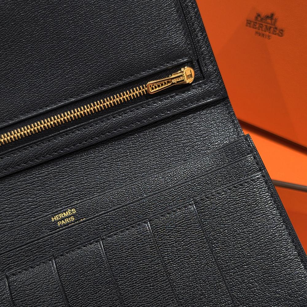 HERMES Black Shiny Alligator Long Wallet Gold Hardware Unisex