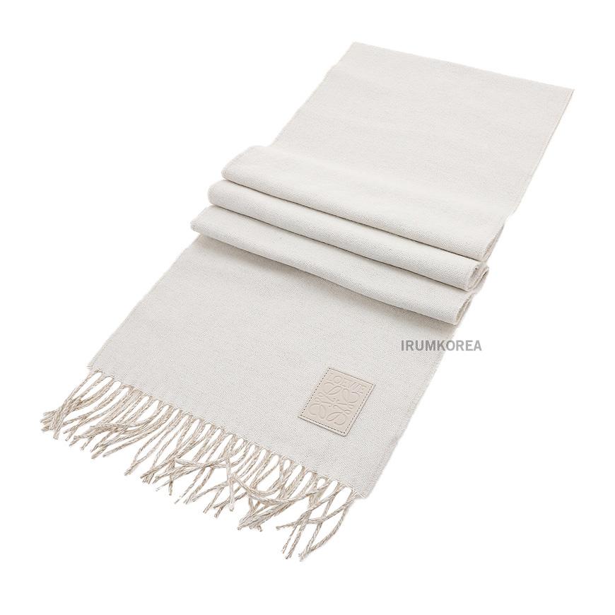 LOEWE Women’s Wool Cashmere Scarf F811251X06 2186