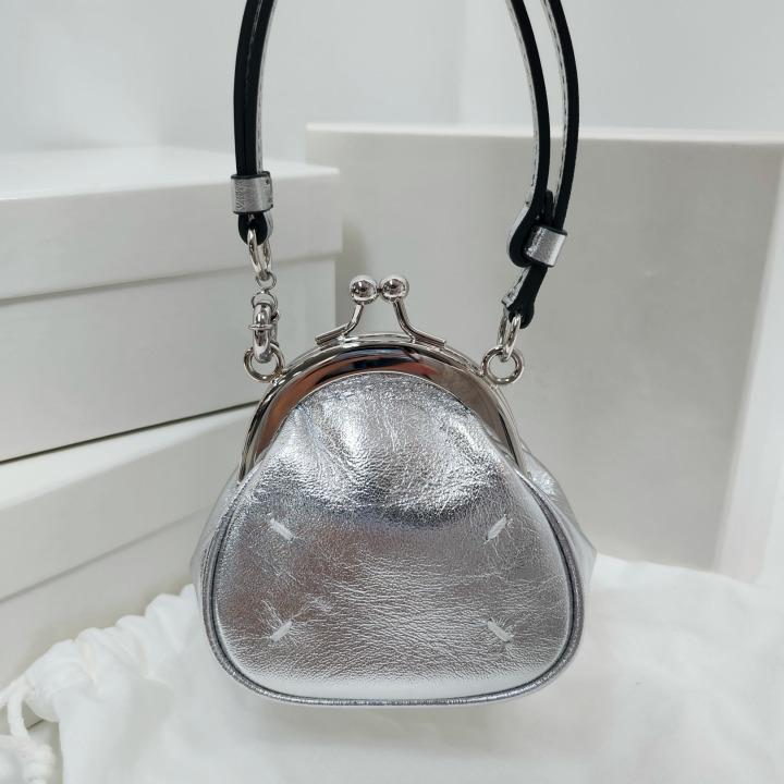 Maison Margiela Unisex Silver Micro Stitch Tote Bag SA1VL0004 P5390 T9002