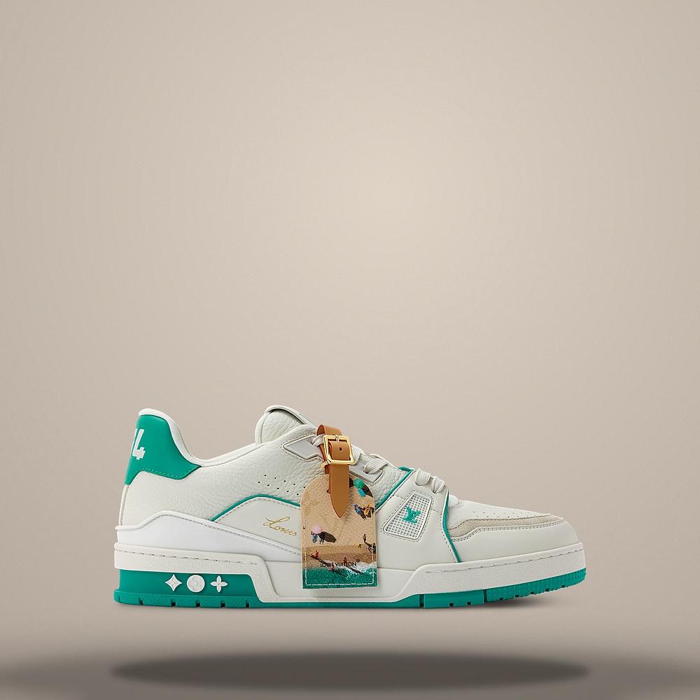 Louis Vuitton Blue LV Trainer Low-Top Sneakers 1AKRDS