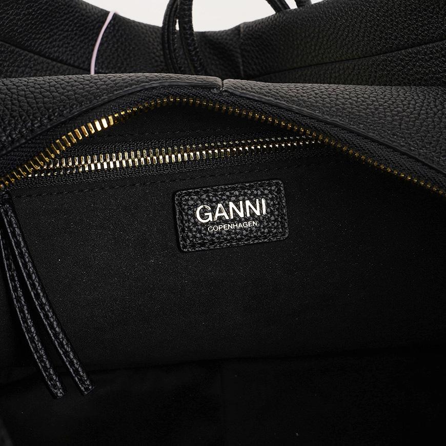 GANNI Women's Grained Leather Medium Hobo Bag A6981 099