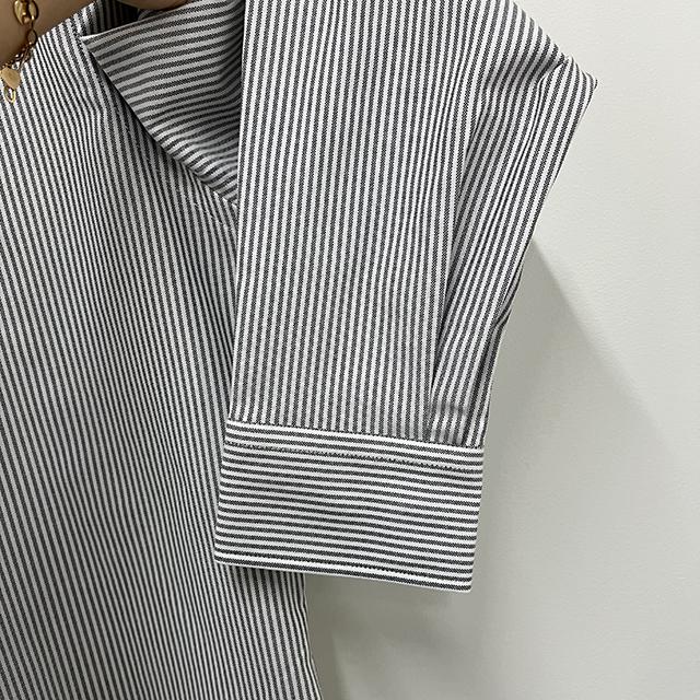 AMI Heart Logo Button-Down Stripe Long Sleeve Shirt