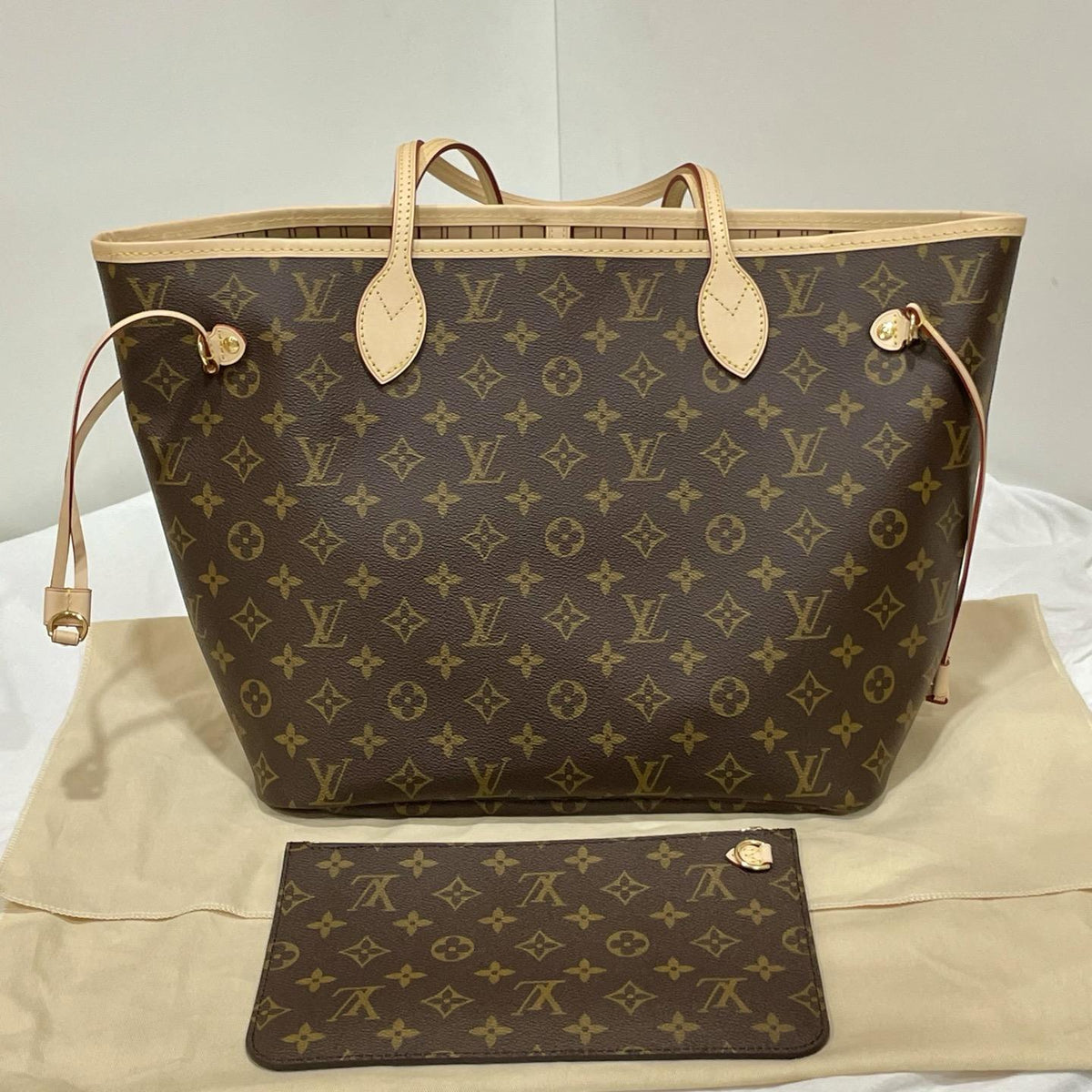 Louis Vuitton Monogram Beige Neverfull MM Women’s Shopper Shoulder Bag