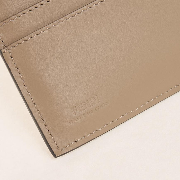 FENDI Men’s Square FF Bifold Wallet 7M0356 AV86 F19VE