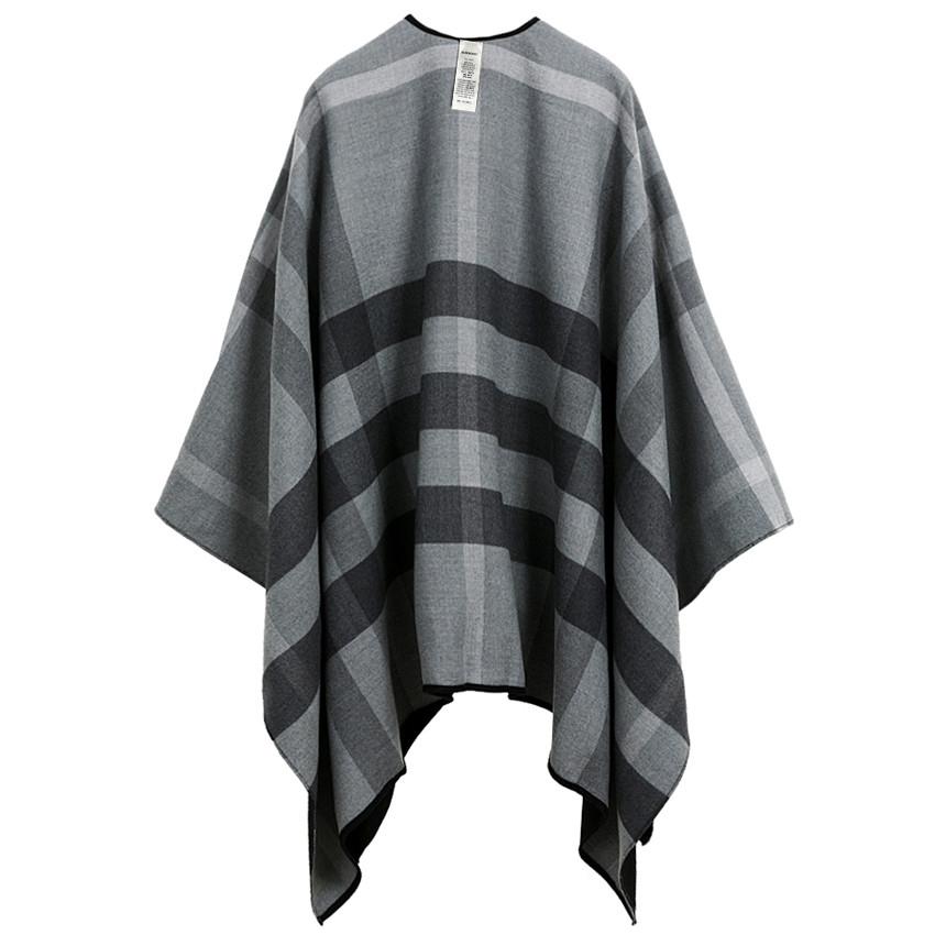 BURBERRY Reversible Black Poncho Cape Jacket