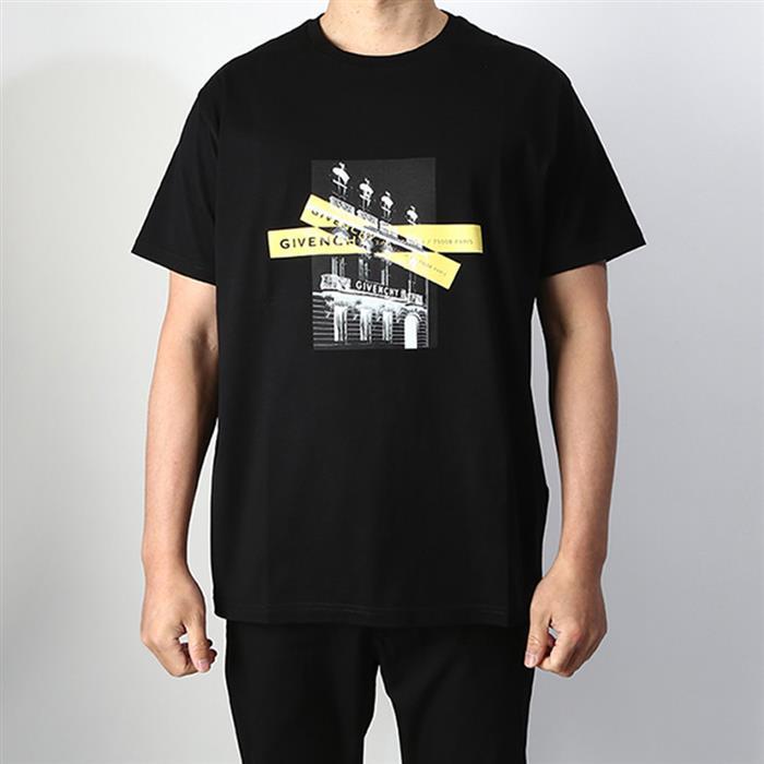 GIVENCHY Logo Contrast Short Sleeve T-Shirt Black