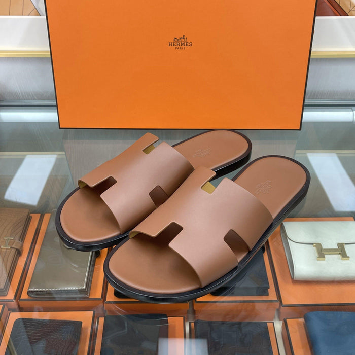 HERMES Izmir Slippers Gold Leather Men’s Slides H041141