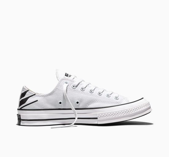 Converse Classic Canvas Low-Top Sneakers for Men A20011C DOM