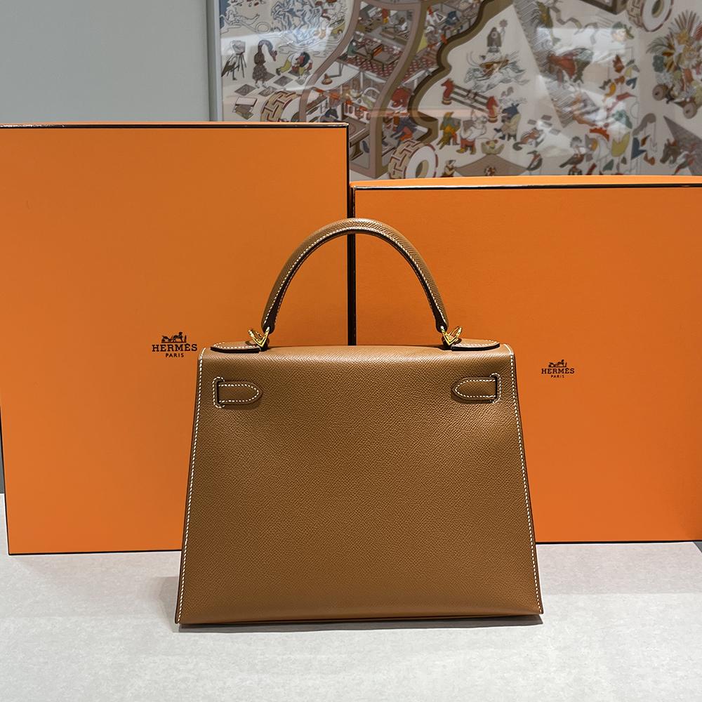 HERMES Sellier Kelly 28 Gold Leather Tote Bag with Gold Hardware