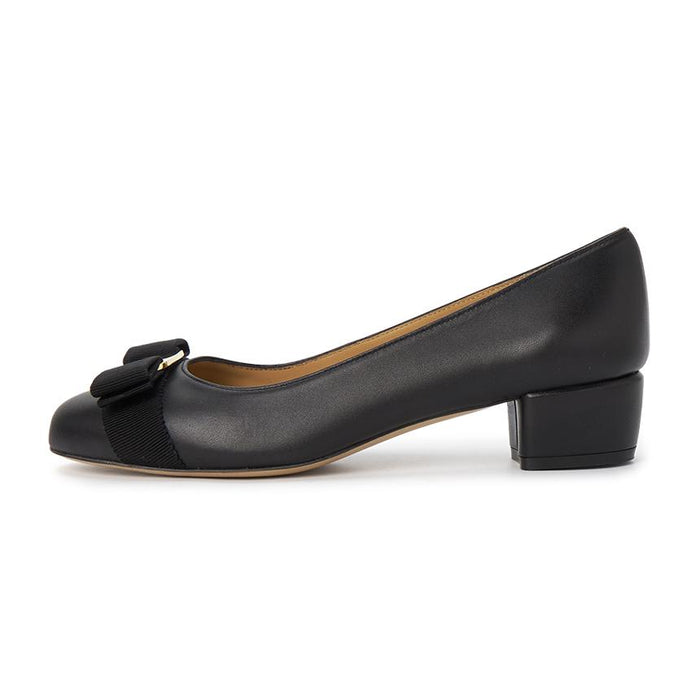 Ferragamo Vara Bow Women’s Pumps C Width VARA SOFT NERO 0775750