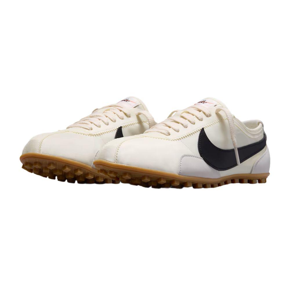 Nike Women’s Moon Shoe OG Black Low-Top Sneakers