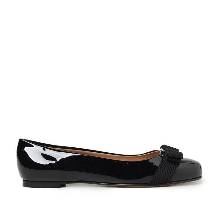 Ferragamo Varina Ballerina Flats 01A181 574556