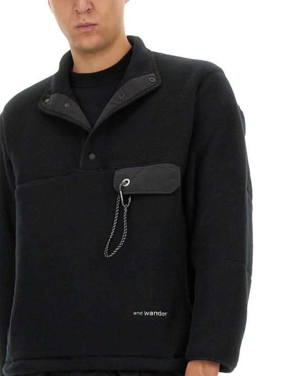 and wander Black Turtleneck Knit Sweater 574428 1144010