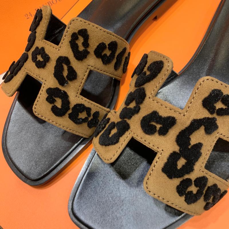HERMES Oran Leopard Calfskin Slide Sandals Black Brown Women