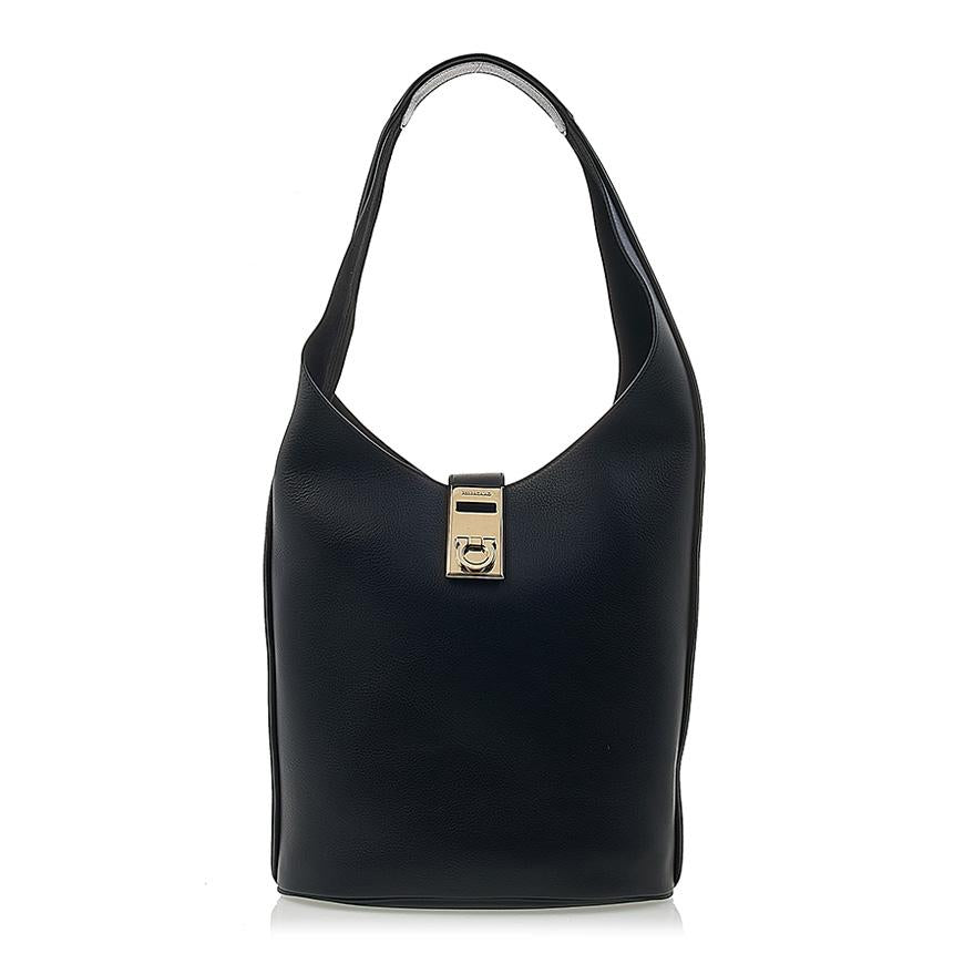Ferragamo Women’s Gancini Hobo Shoulder Bag 21 3995 NERO VITELLO 0764374