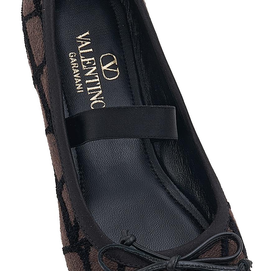 VALENTINO Garavani Women’s Iconography Flat Shoes Black Leather