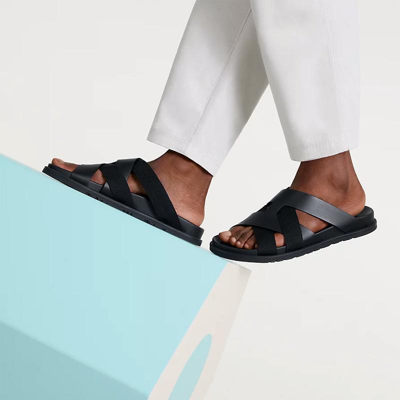 HERMES Kazimir Slippers Calfskin Black