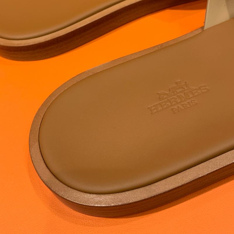 HERMES Izmir Sandals Calfskin Epsom Brown Camel Men's Slippers