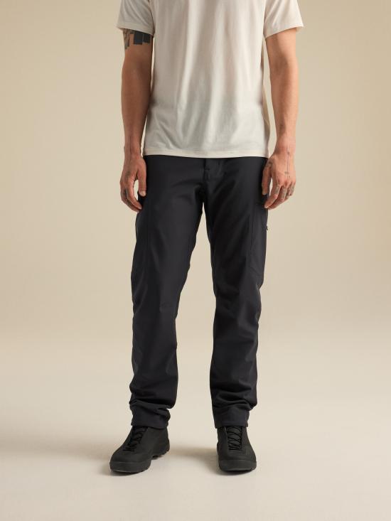 ARC`TERYX Straight-Leg Classic Pants for Men APQFM08253 BLACK DOM