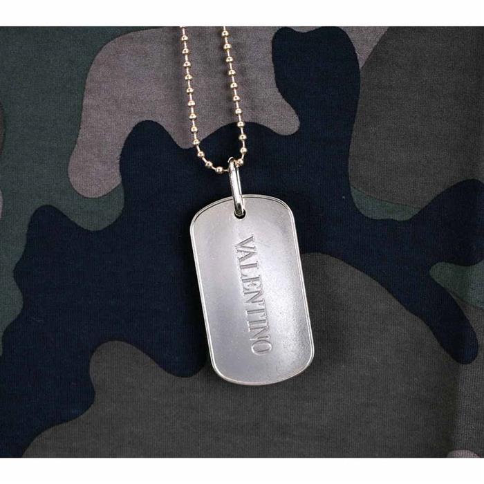 VALENTINO Camo Round Neck Short Sleeve T-Shirt with Necklace Set MB3MG03W 34W