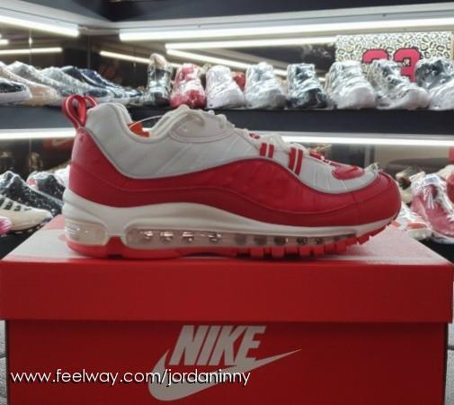 Nike Air Max 98 University Red Low-Top Sneakers