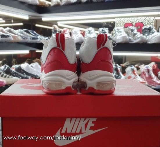Nike Air Max 98 University Red Low-Top Sneakers