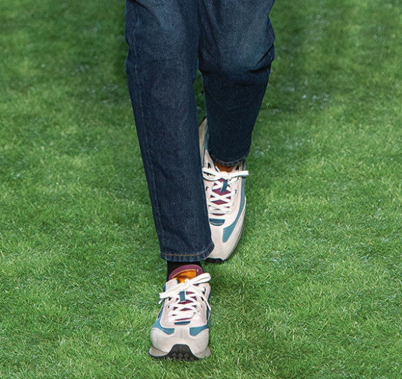OFF WHITE Light Blue Vintage Arrow Running Low-Top Sneakers