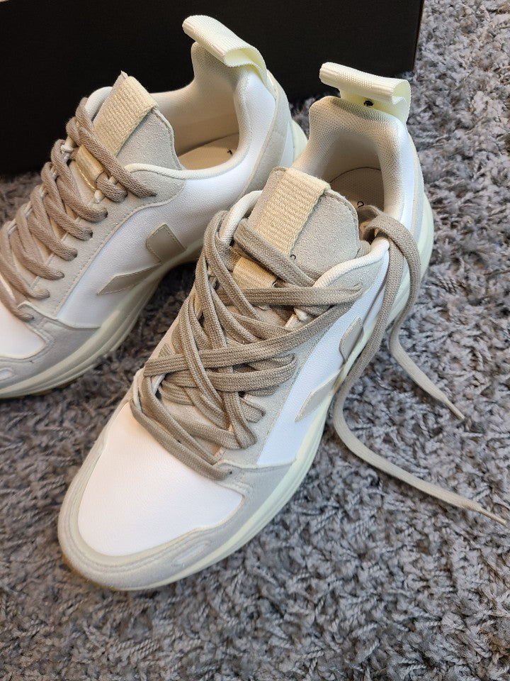 Rick Owens x VEJA Men's Hiking Megalace White Low Top Sneakers VM20S7814SLVE08