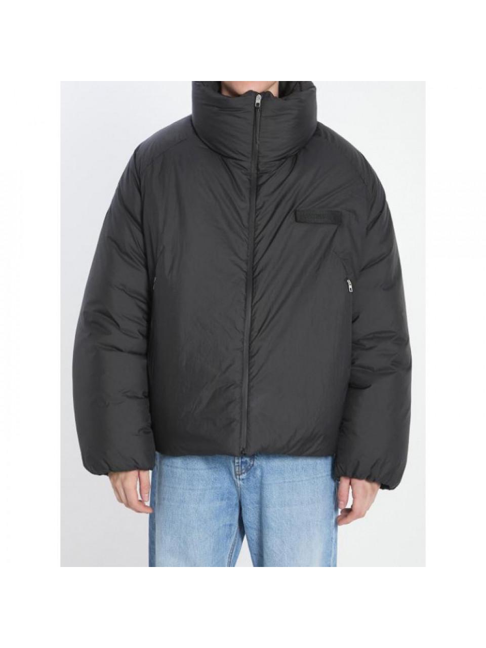 JACQUEMUS Men's Black Quilted Puffer Jacket OUM00114 AW00647