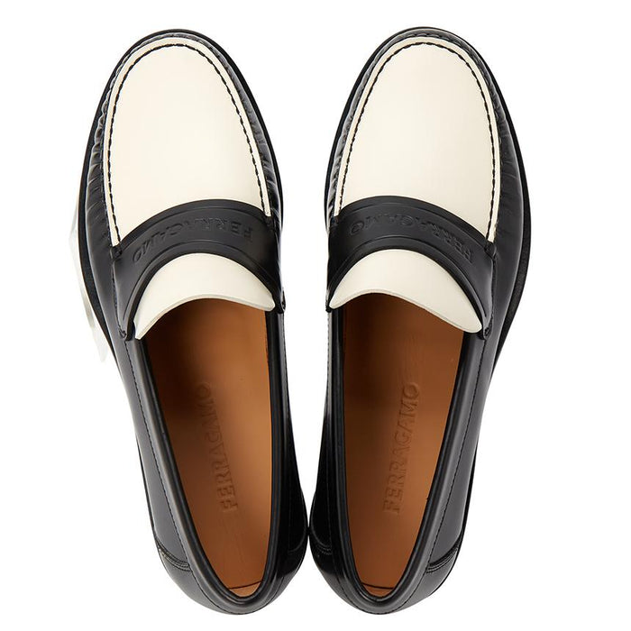 Ferragamo Men’s FILLMORE Nero EEE Width Leather Moccasin Loafers 0762698