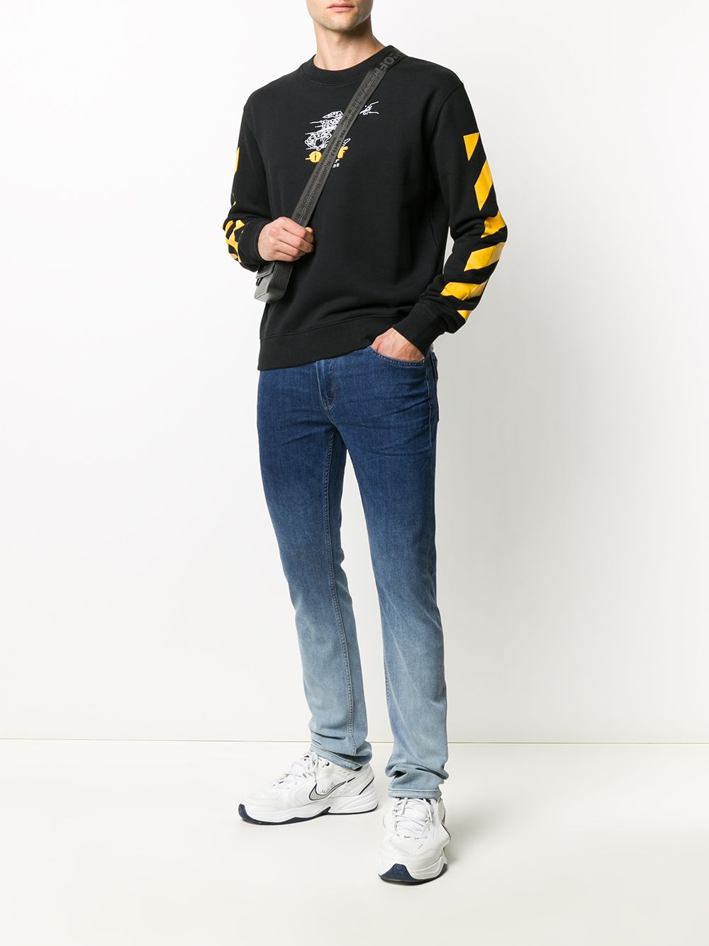 OFF WHITE Wizard Graphic Sweatshirt for Men OMBA025F20FLE010
